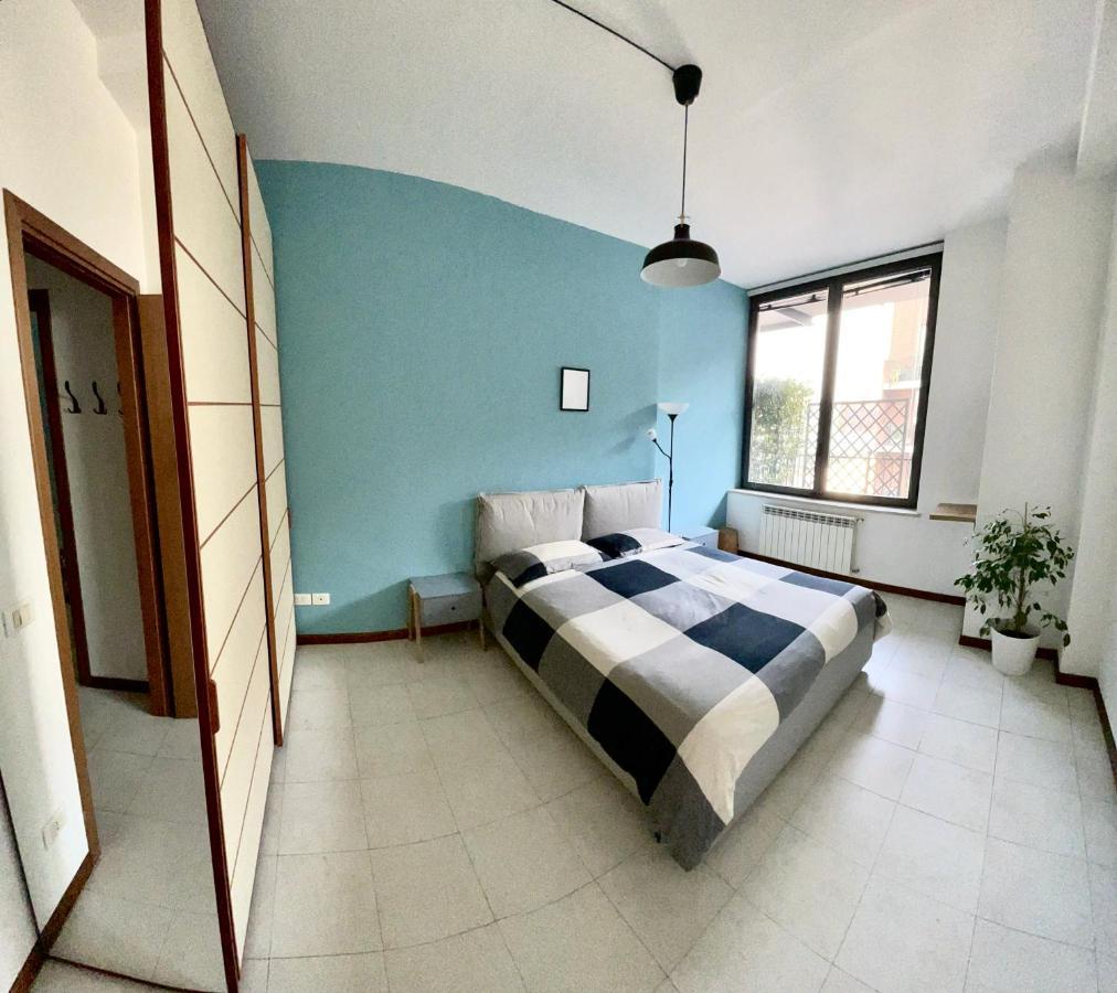 Mecenate Metropolitan Flat Apartment Milan Bagian luar foto